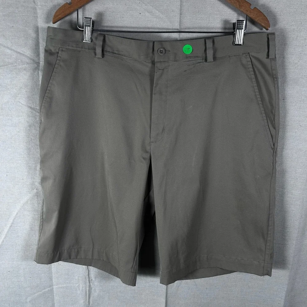 Nike Golf Mens Fit Dry Shorts Tan Khaki Size 36 Flat Front Performance Golfing